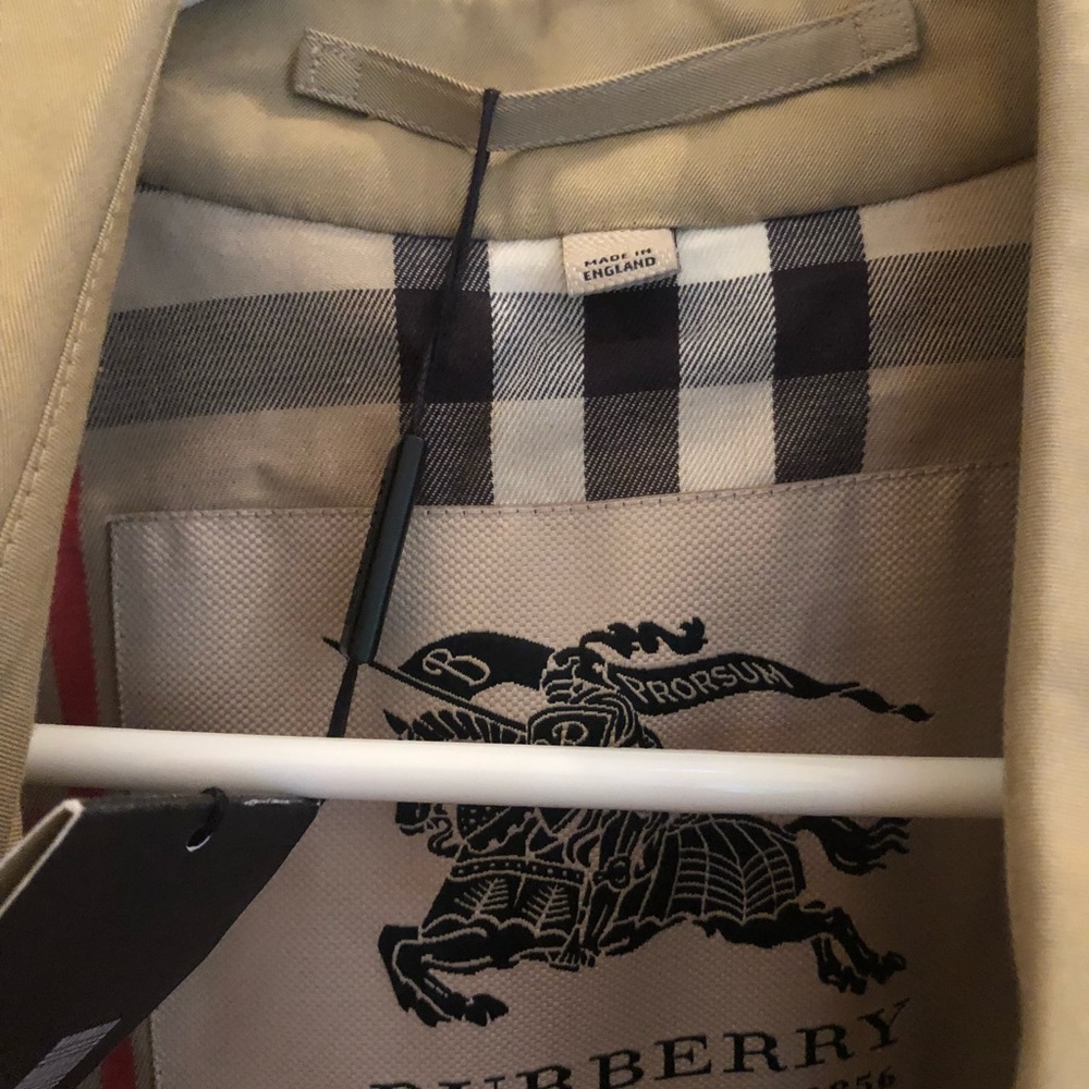 Men’s Burberry Trench Coat - Picture 2 of 6